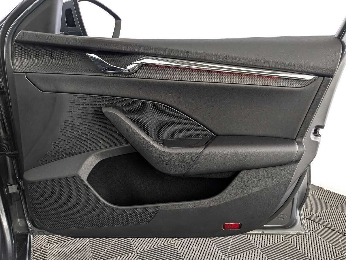 Б/У Шкода Октавия 2021 года. Фото: #23