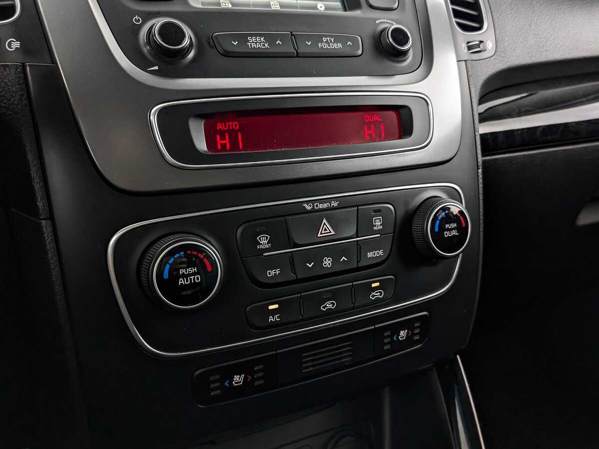 Kia Sorento 2018 года с пробегом. Фото: #20