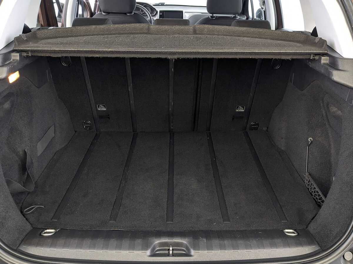 Б/У Пежо 2008 2014 года. Фото: #9