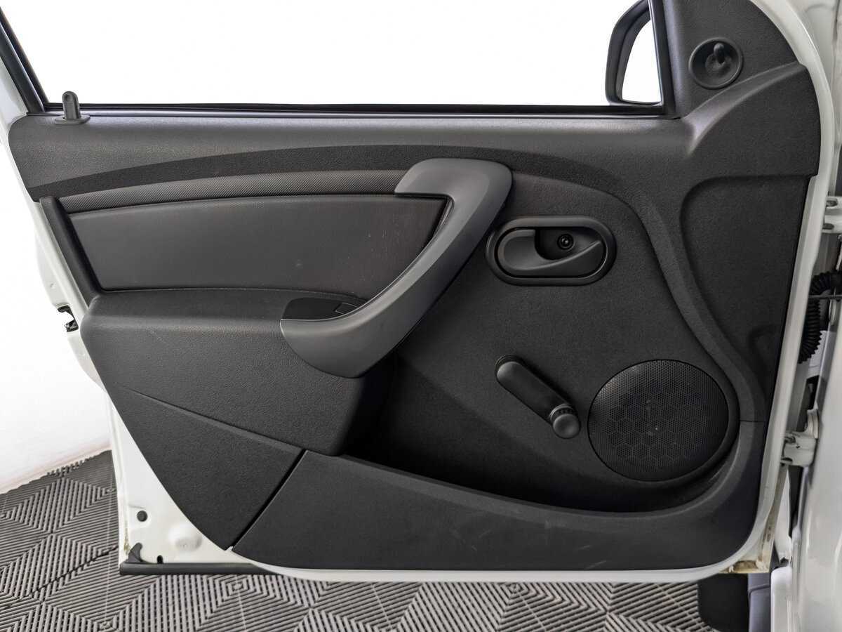 Б/У Рено Дастер 2021 года. Фото: #18