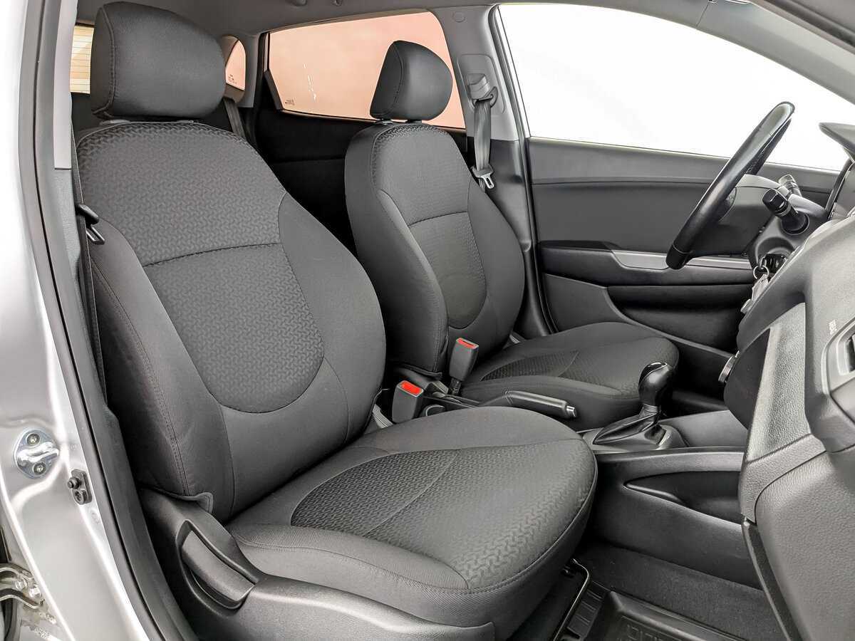 Б/У Киа Рио 2017 года. Фото: #21