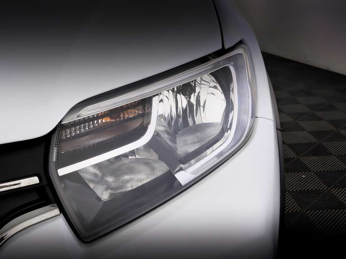 Б/У Рено Сандеро 2018 года. Фото: #16