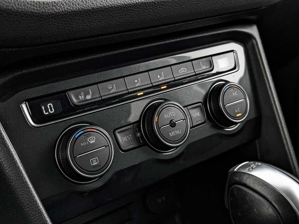 Б/У Фольксваген Тигуан 2018 года. Фото: #18