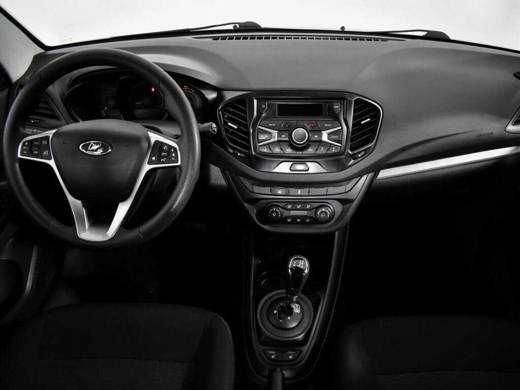 Б/У Лада (ВАЗ) Веста 2017 года. Фото: #14