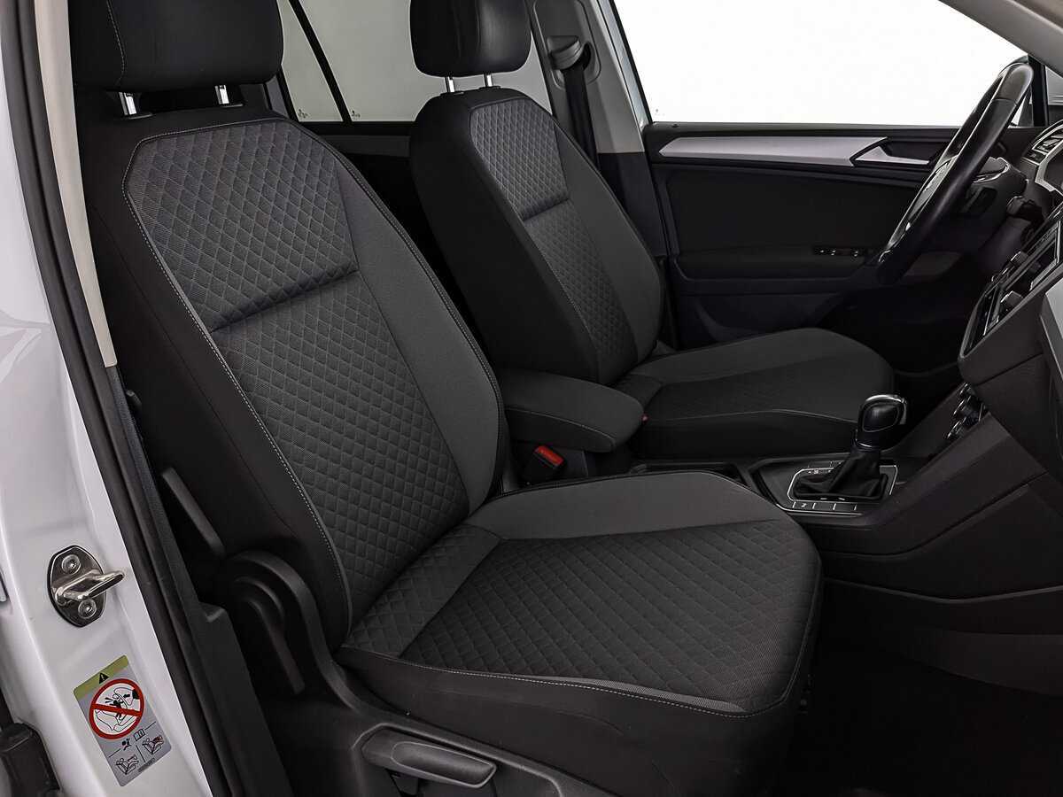 Б/У Фольксваген Тигуан 2018 года. Фото: #21