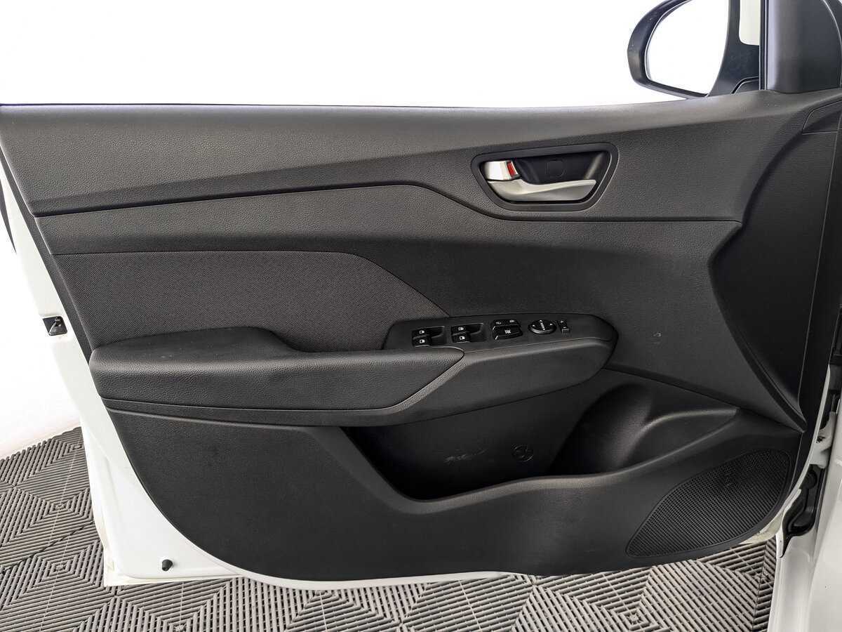 Б/У Хендай Солярис 2017 года. Фото: #16