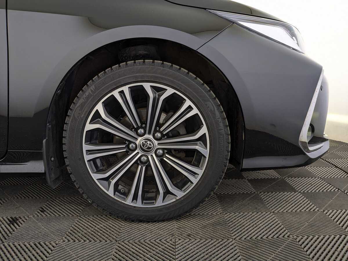 Б/У Тойота Королла 2021 года. Фото: #11