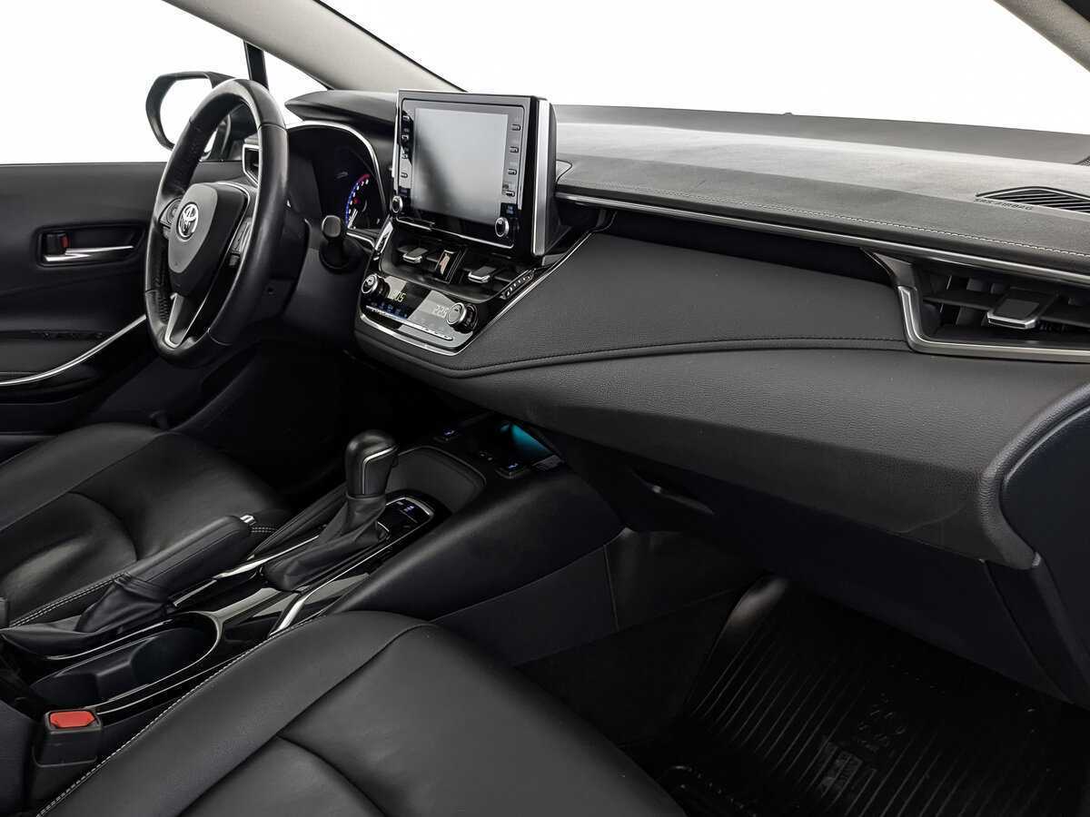 Б/У Тойота Королла 2021 года. Фото: #12