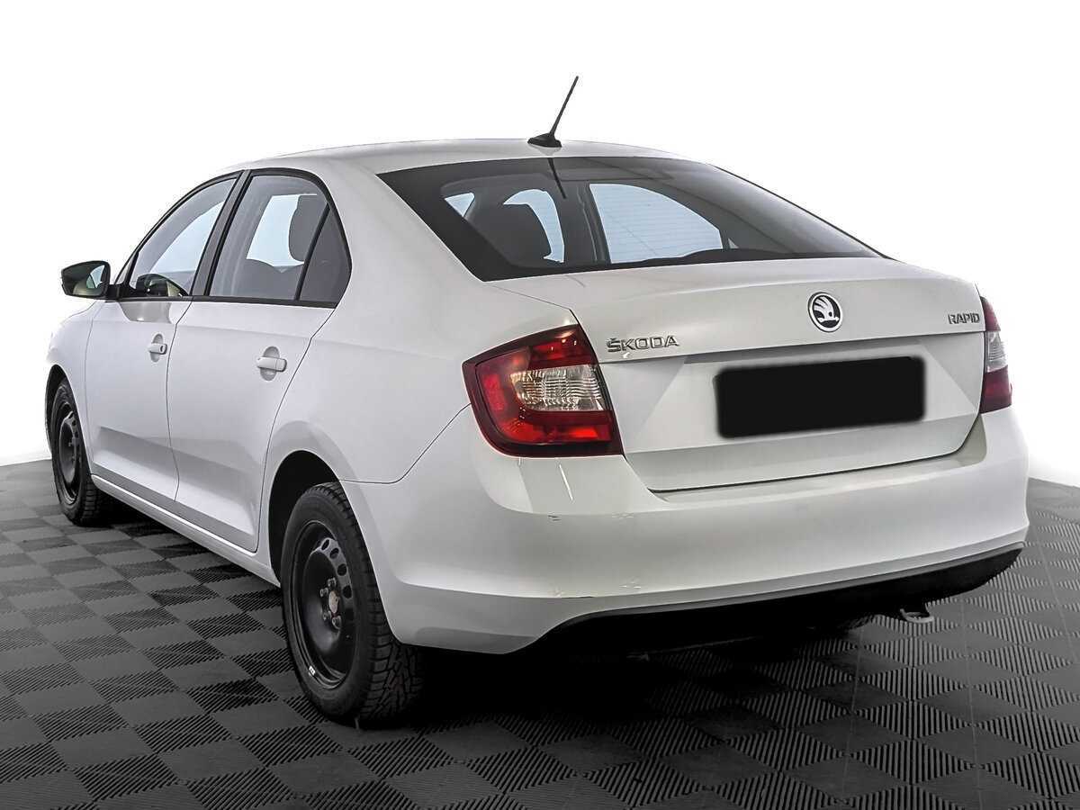 Б/У Шкода Рапид 2017 года. Фото: #6