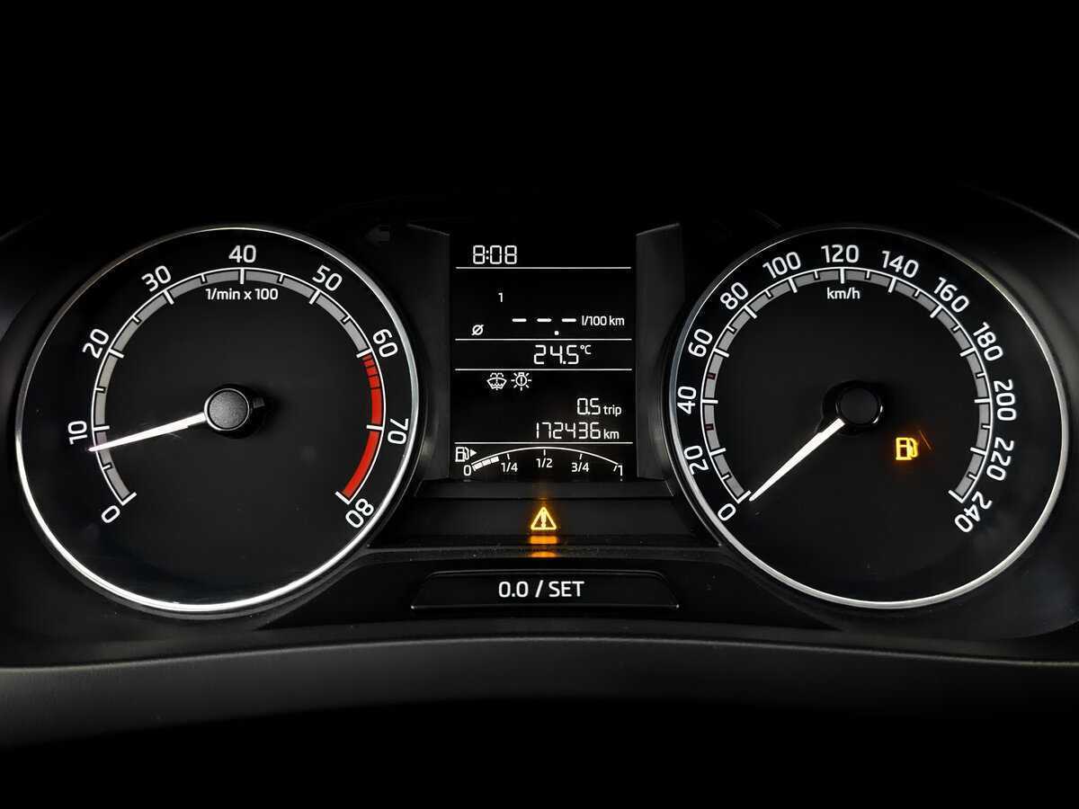 Б/У Шкода Рапид 2017 года. Фото: #12