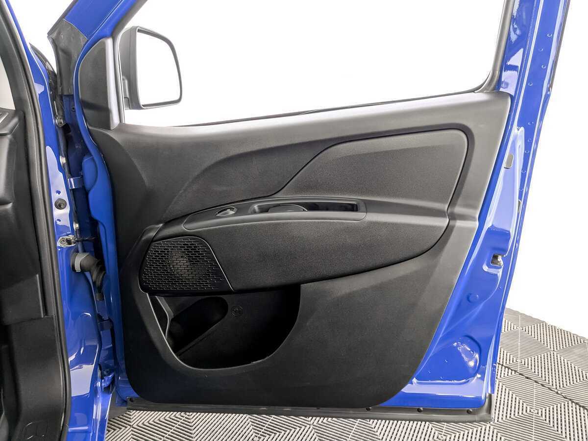 Б/У Фиат Добло 2019 года. Фото: #22