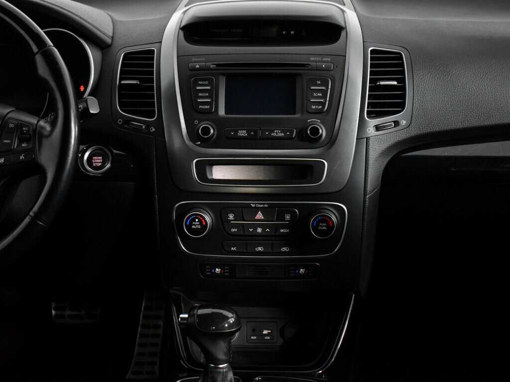 Б/У Киа Соренто 2017 года. Фото: #17