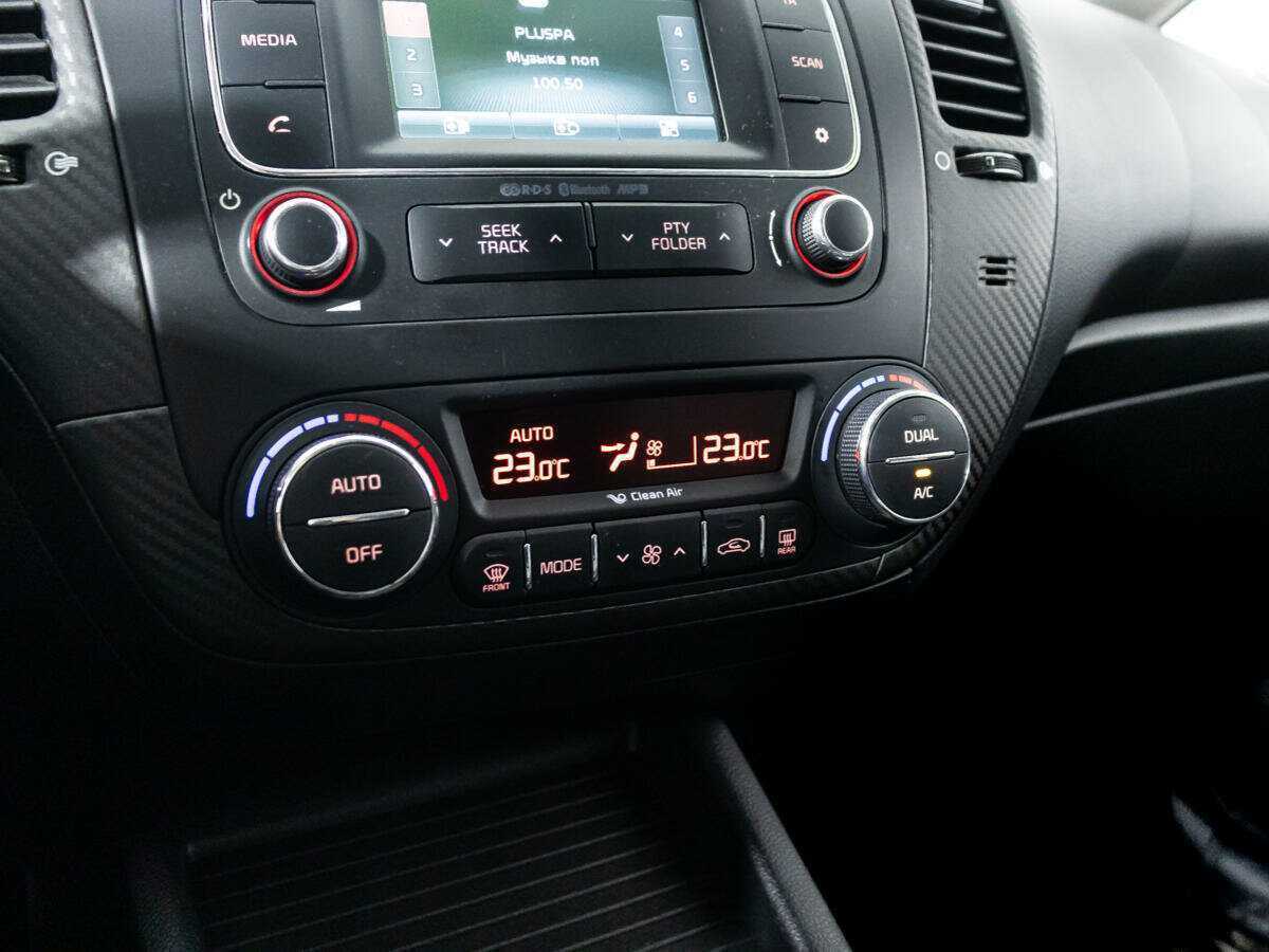 Б/У Киа Церато 2015 года. Фото: #16