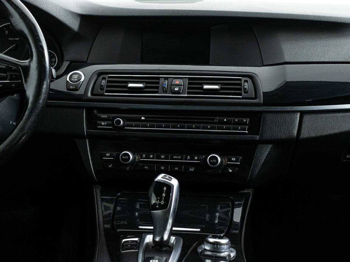 BMW 5 серии 2012 года с пробегом. Фото: #13