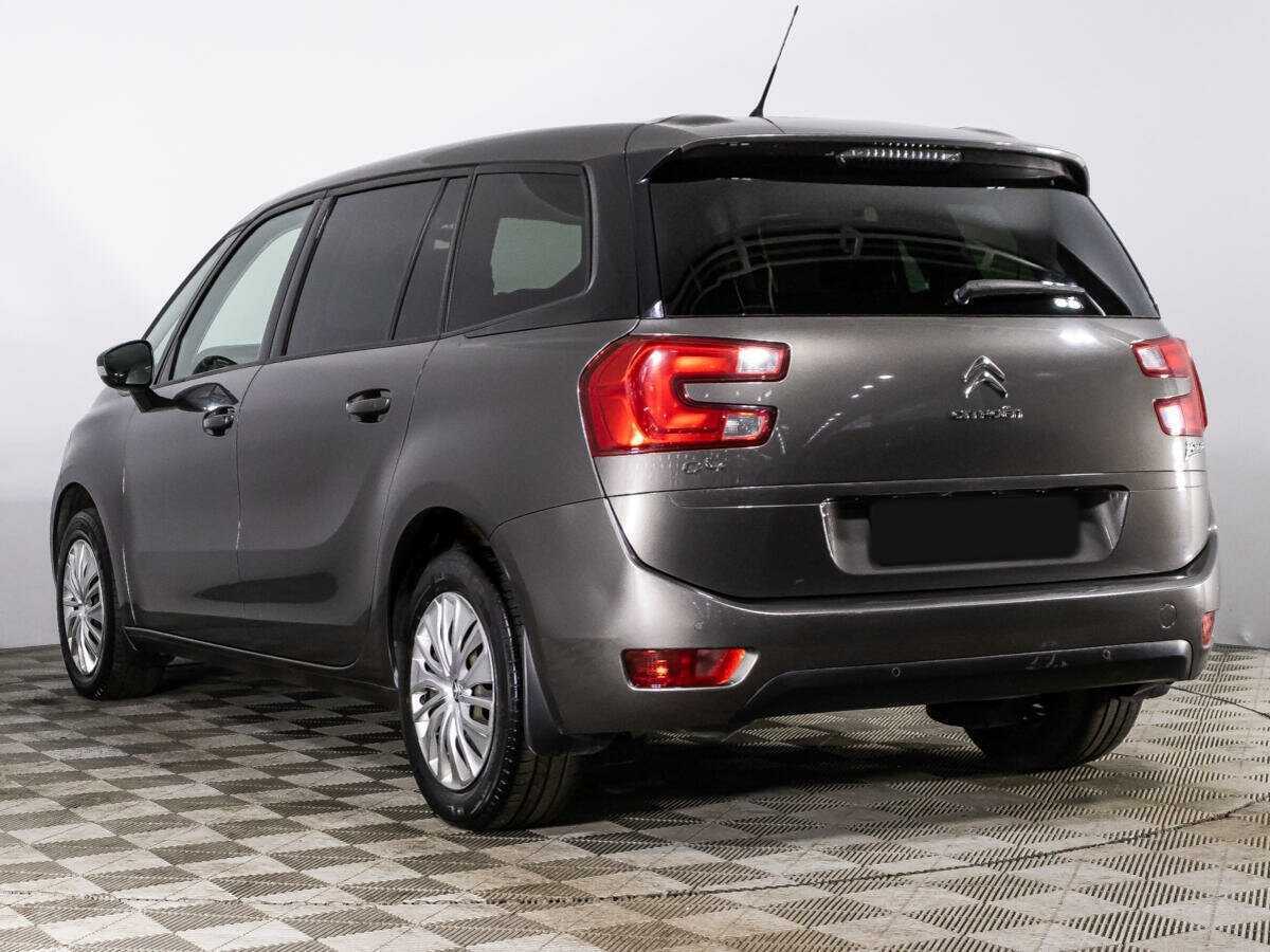Б/У Ситроен Ц4 Пикассо 2015 года. Фото: #6