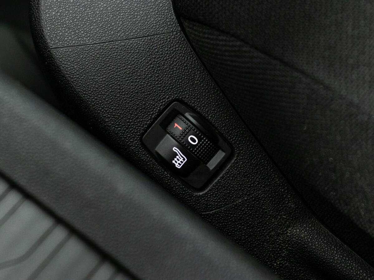 Б/У Ситроен Ц4 Пикассо 2015 года. Фото: #17