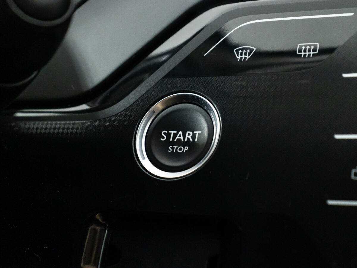 Б/У Ситроен Ц4 Пикассо 2015 года. Фото: #18