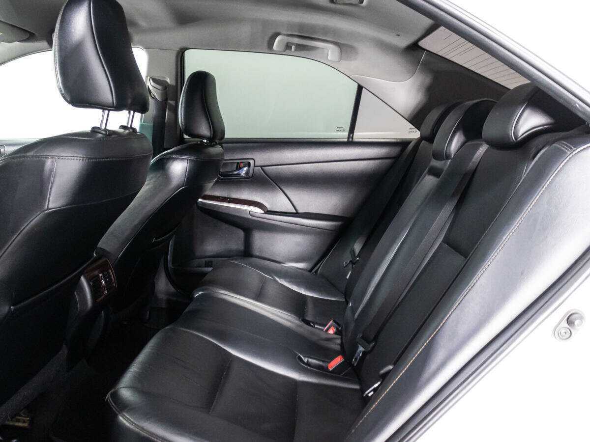 Б/У Тойота Камри 2012 года. Фото: #9