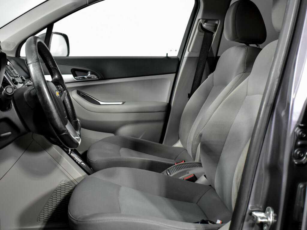 Б/У Шевроле Орландо 2012 года. Фото: #8