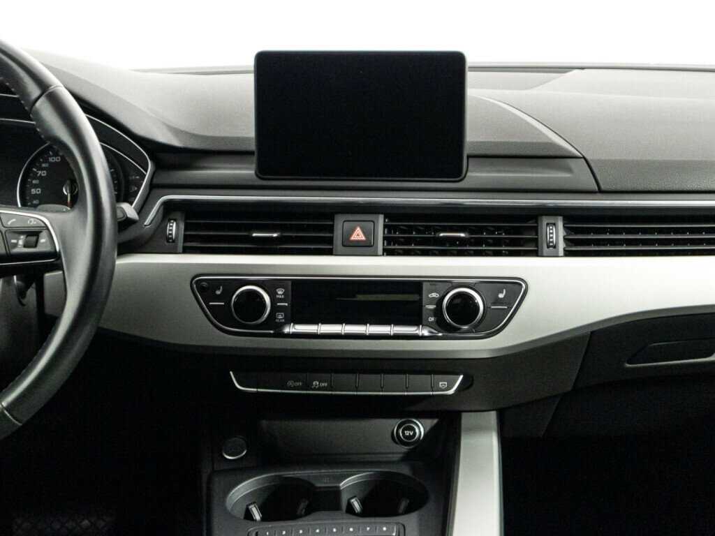 Audi A4 2019 года с пробегом. Фото: #13