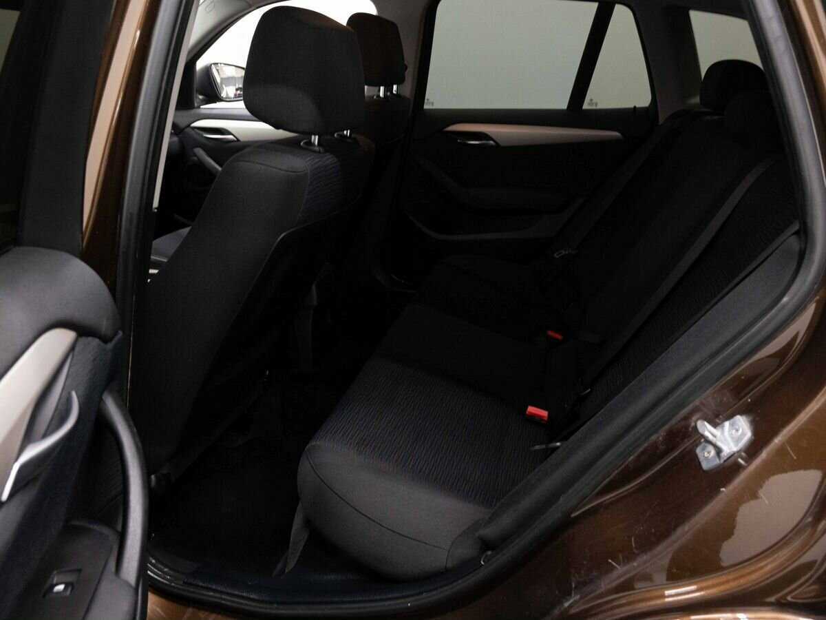 Б/У БМВ Икс1 2013 года. Фото: #10