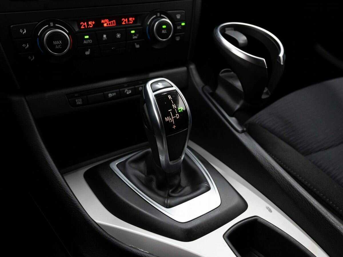 Б/У БМВ Икс1 2013 года. Фото: #20