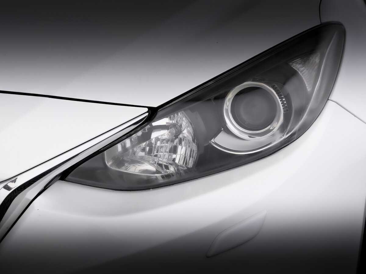 Б/У Мазда 3 2015 года. Фото: #16