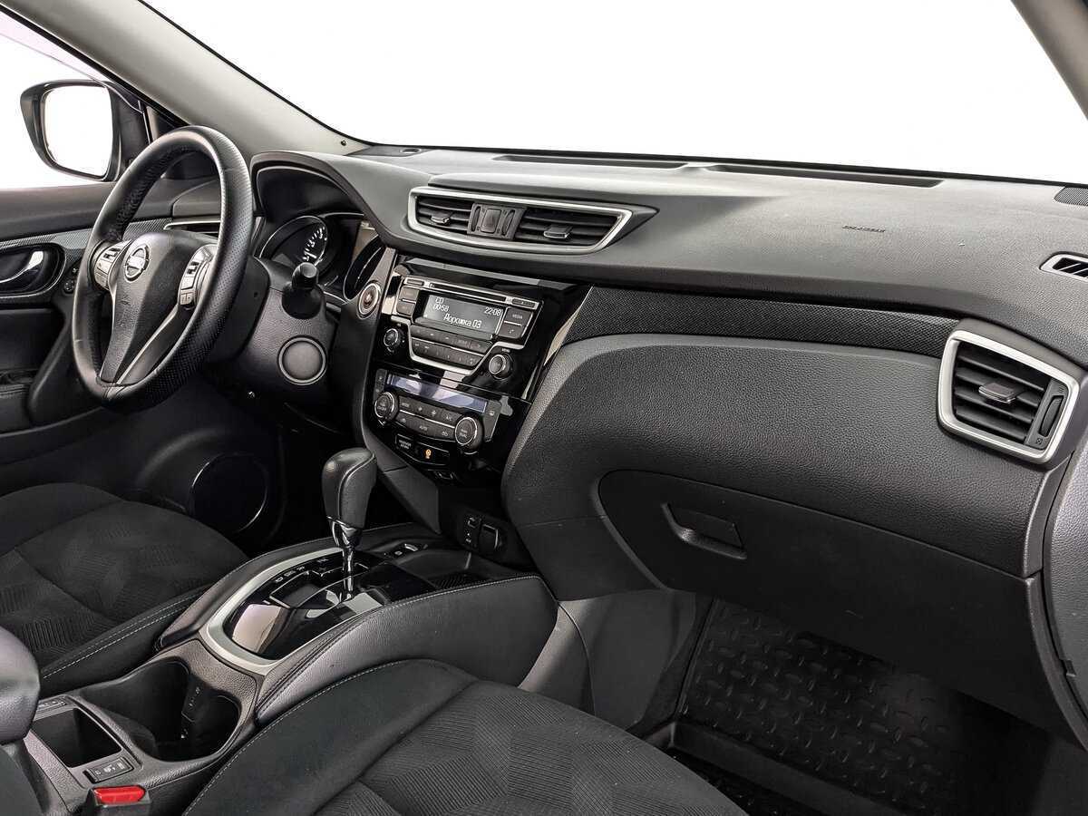 Б/У Ниссан Икс-Трейл 2016 года. Фото: #12