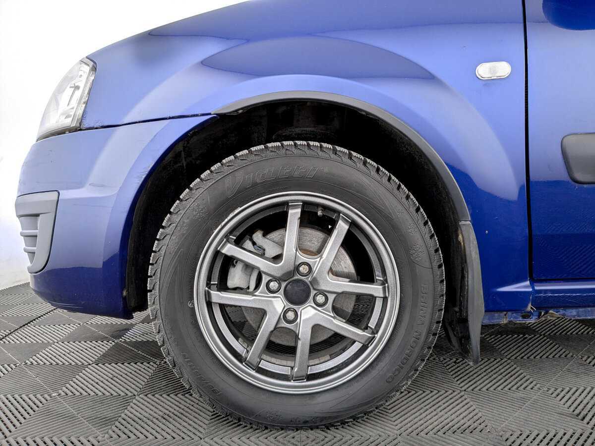 Б/У Лада (ВАЗ) Ларгус 2013 года. Фото: #17