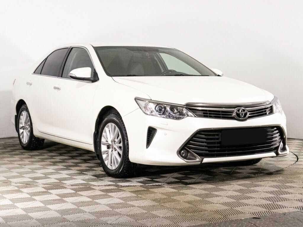 Toyota Camry 2015 года с пробегом. Фото: #2