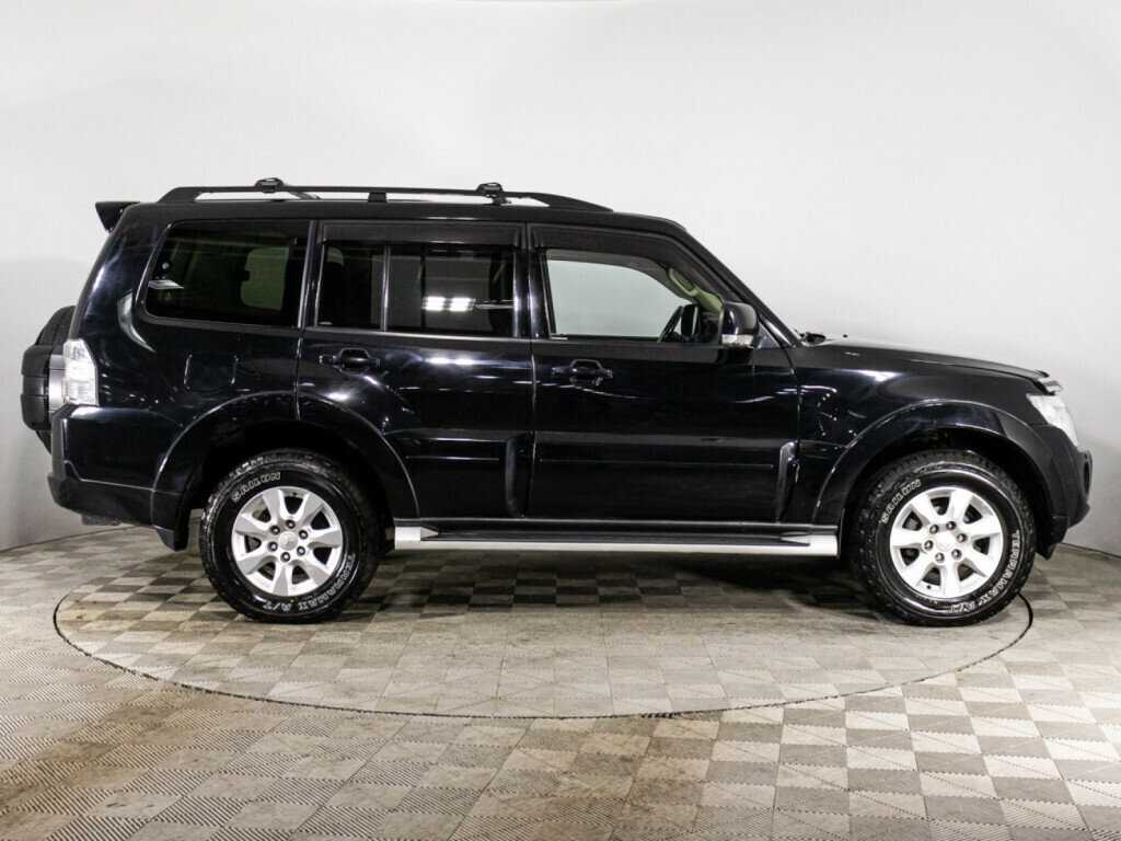 Б/У Митсубиши Паджеро 2013 года. Фото: #6