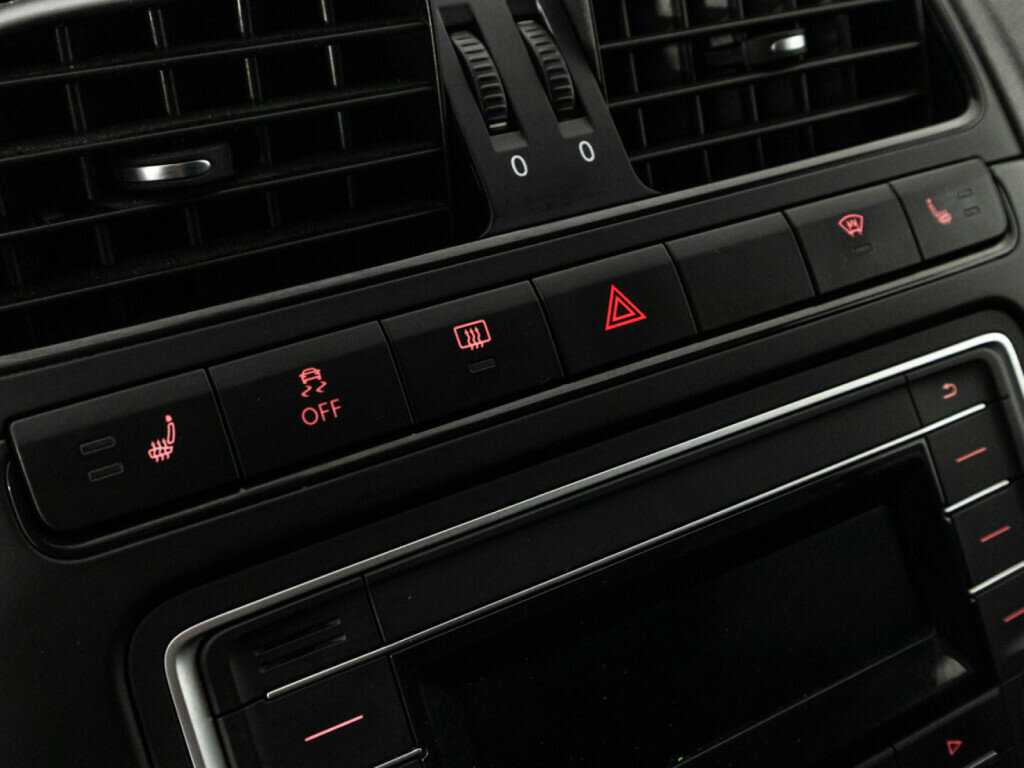 Б/У Фольксваген Поло 2016 года. Фото: #15