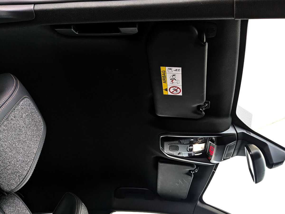 Б/У Пежо 3008 2019 года. Фото: #21