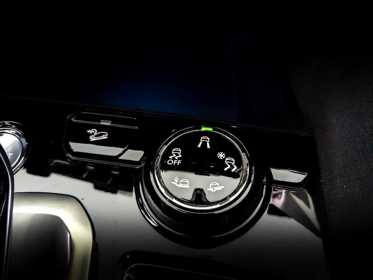 Б/У Пежо 3008 2019 года. Фото: #26