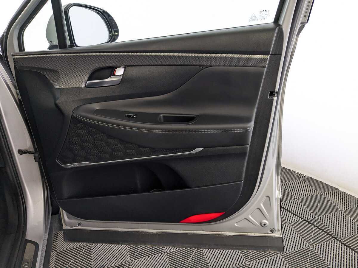 Hyundai Santa Fe 2020 года с пробегом. Фото: #23