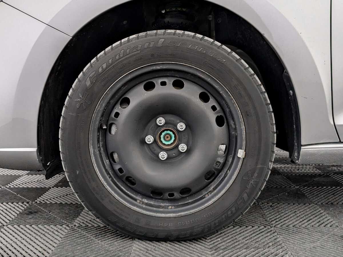 Б/У Фольксваген Поло 2021 года. Фото: #17