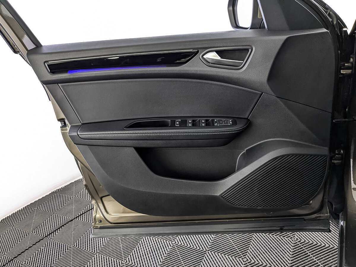 Б/У Рено Аркана 2021 года. Фото: #18