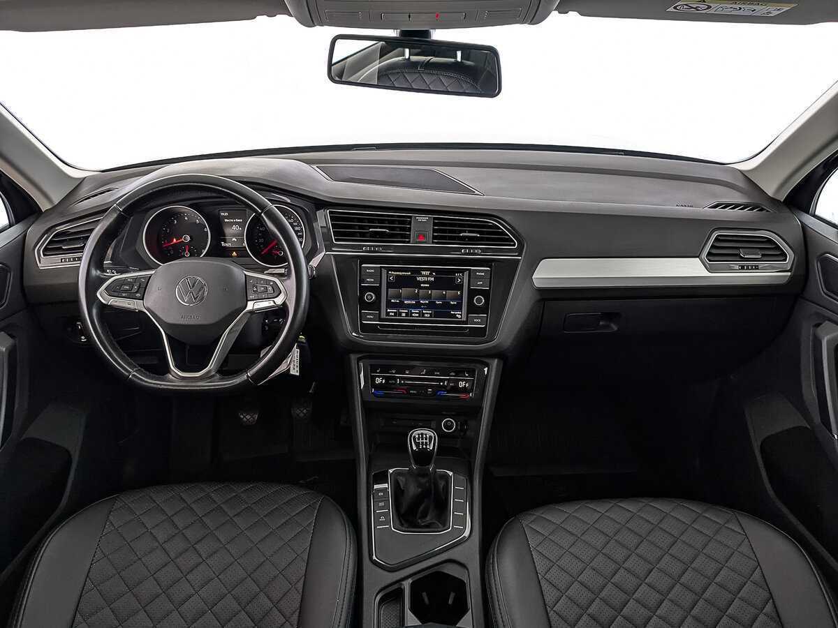 Б/У Фольксваген Тигуан 2021 года. Фото: #13