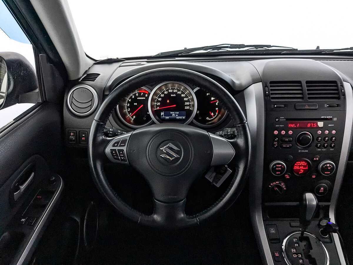 Suzuki Grand Vitara 2013 года с пробегом. Фото: #21