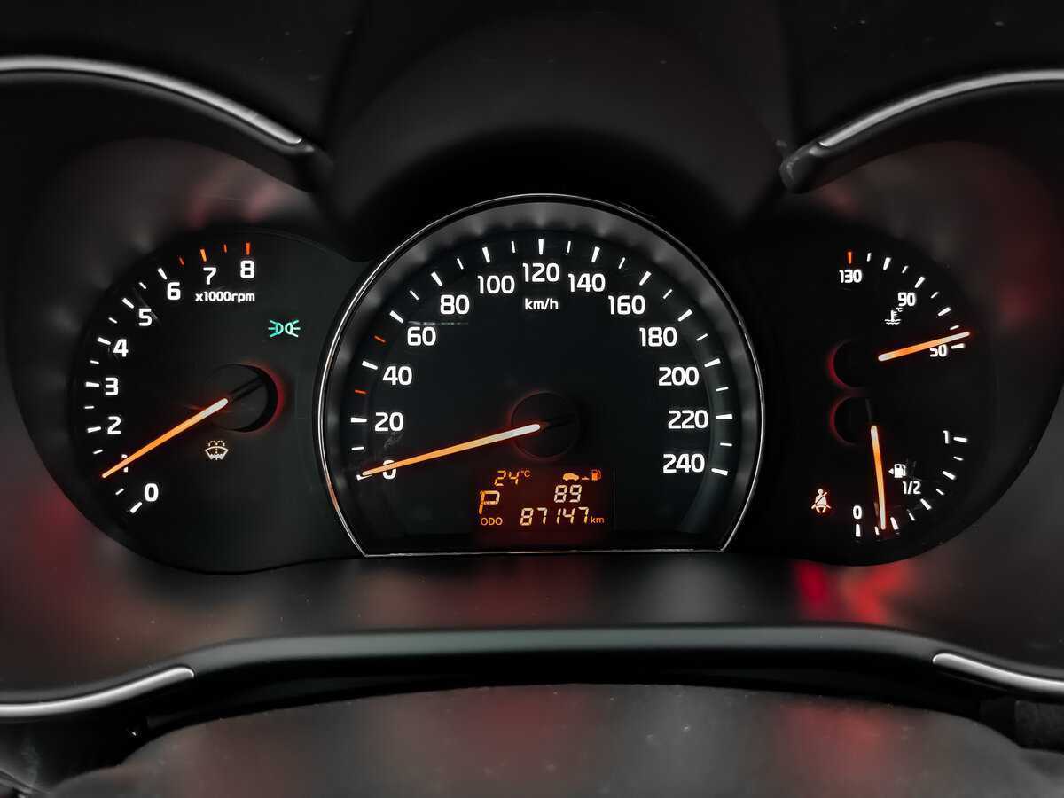 Б/У Киа Соренто 2016 года. Фото: #12