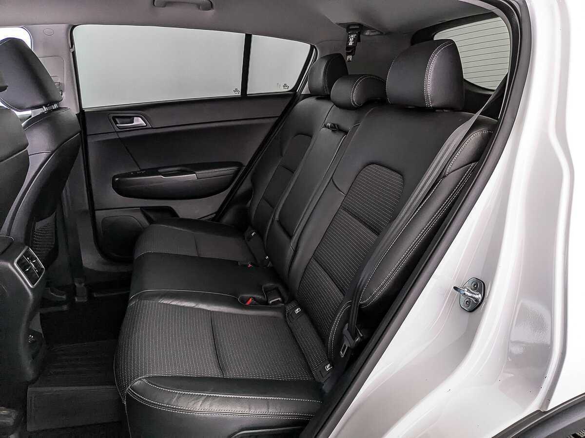 Б/У Киа Спортейдж 2018 года. Фото: #17