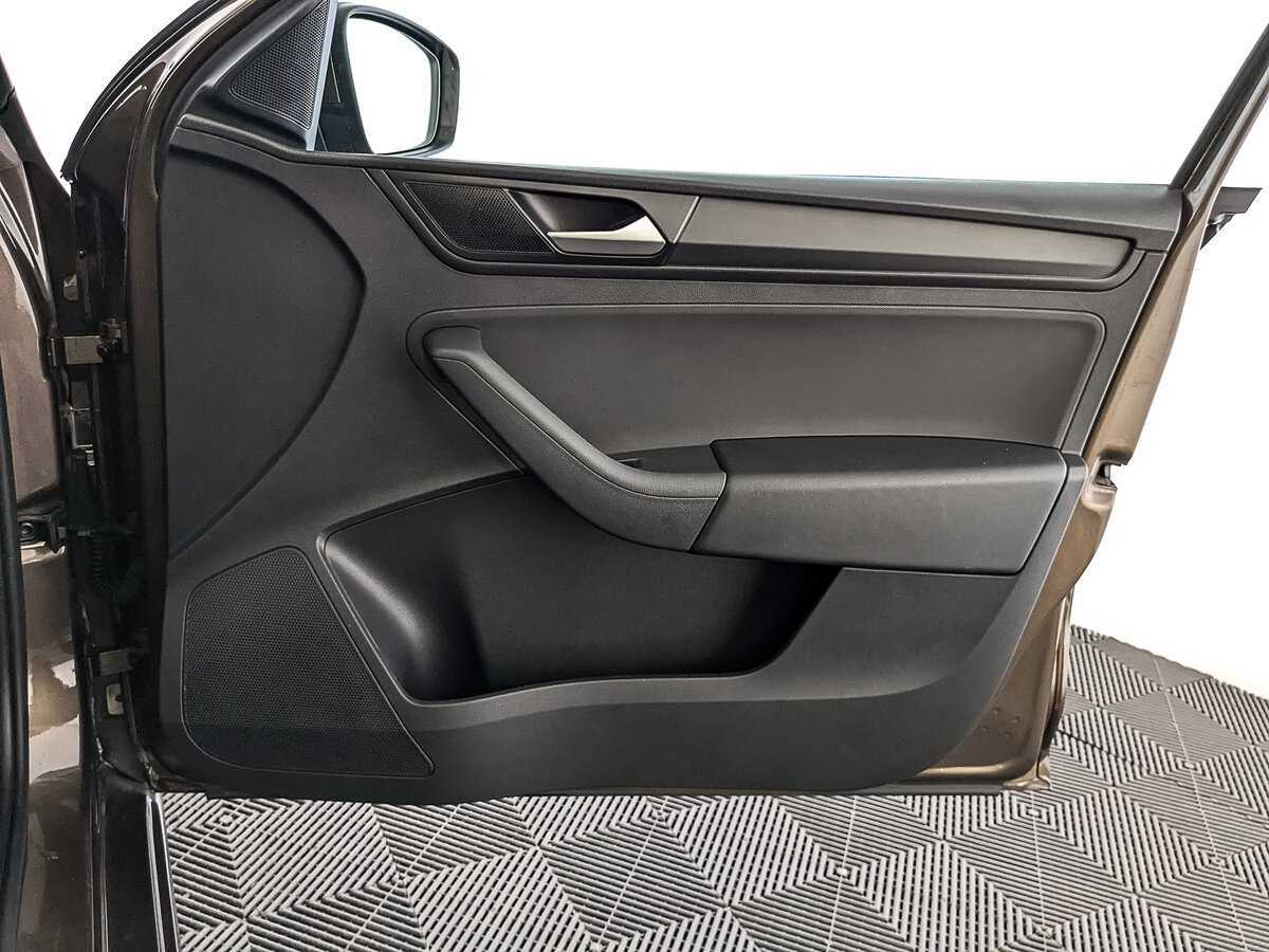 Б/У Фольксваген Поло 2020 года. Фото: #20