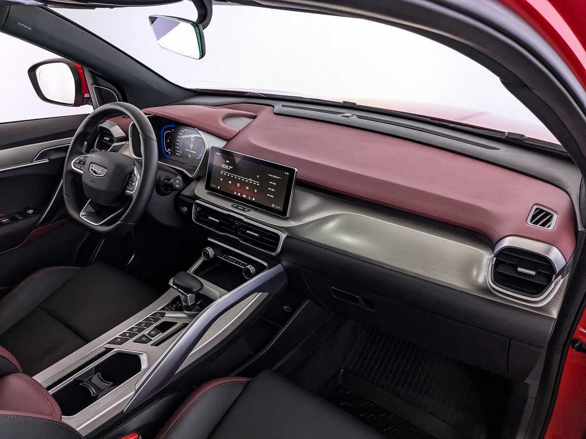 Б/У Джили Кулрэй 2023 года. Фото: #12