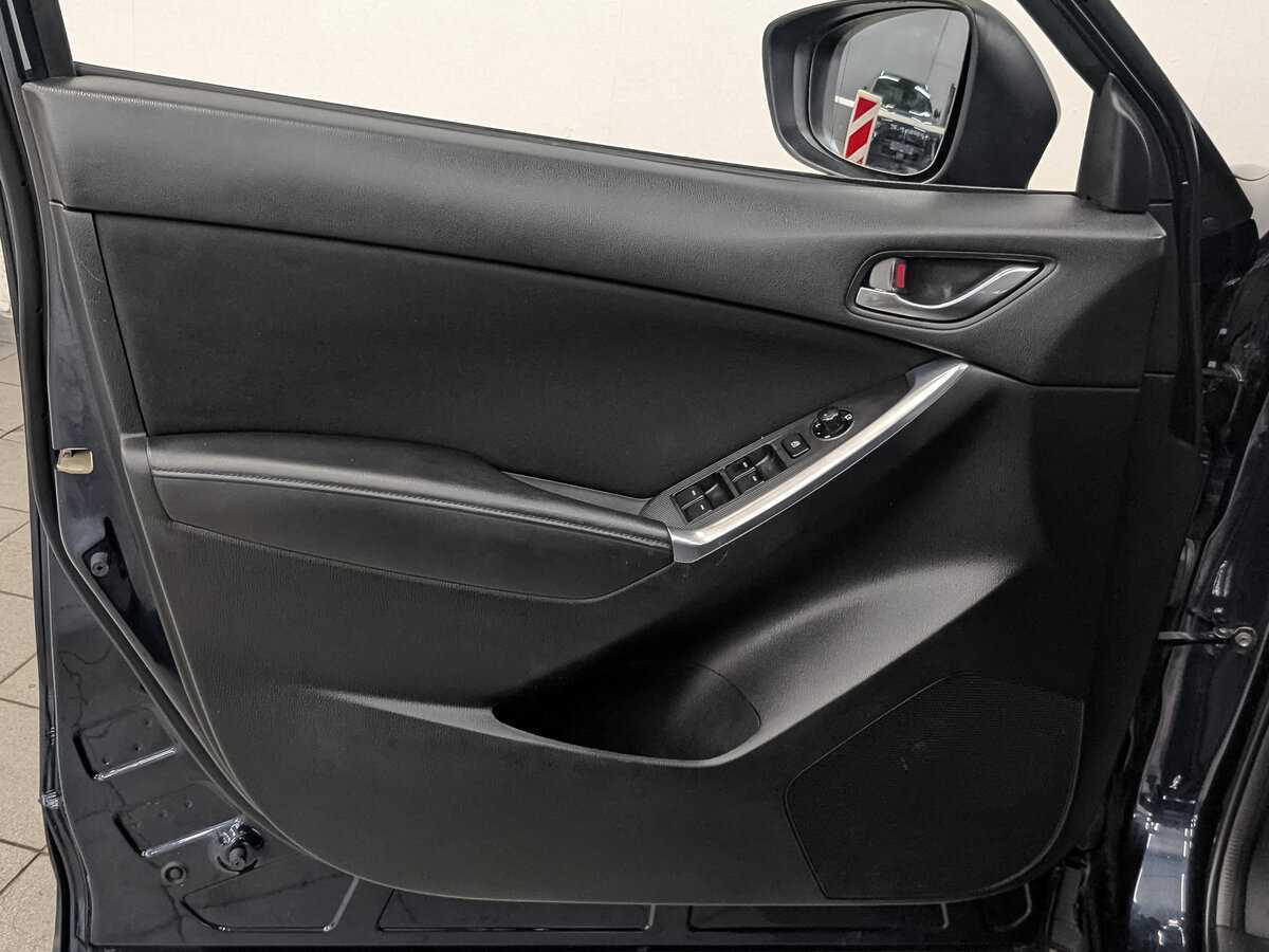 Б/У Мазда Ц-Икс-5 2014 года. Фото: #18