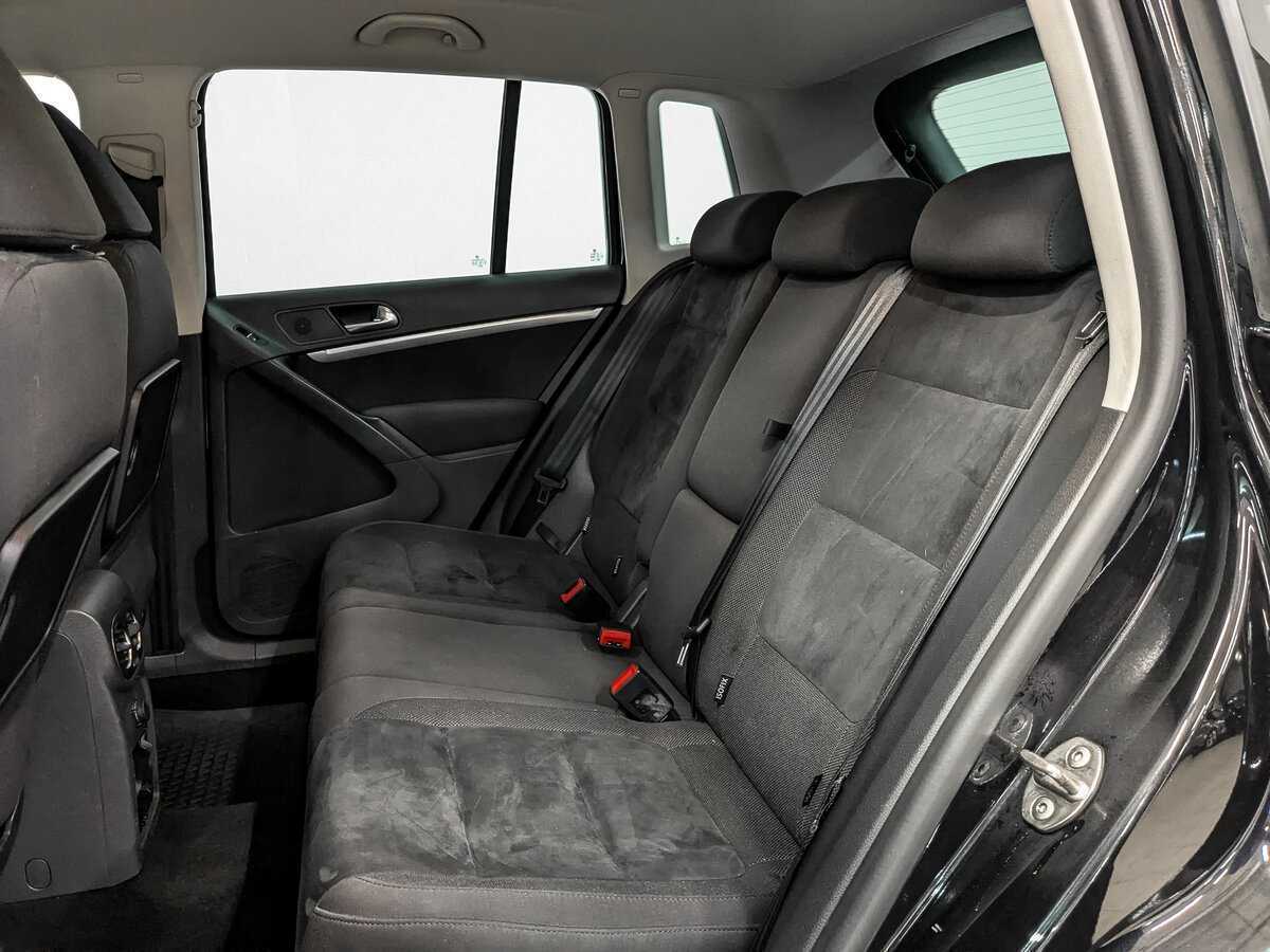 Б/У Фольксваген Тигуан 2015 года. Фото: #17