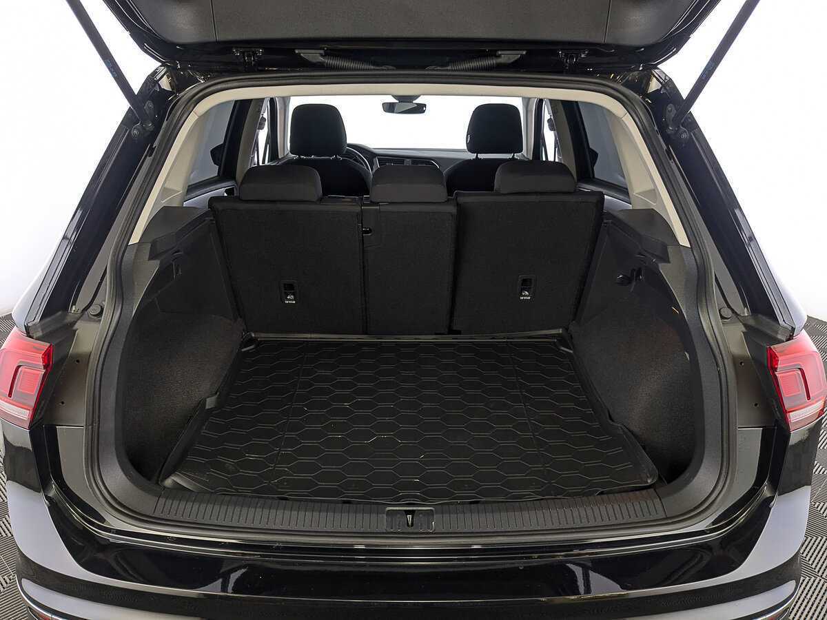 Volkswagen Tiguan 2021 года с пробегом. Фото: #9