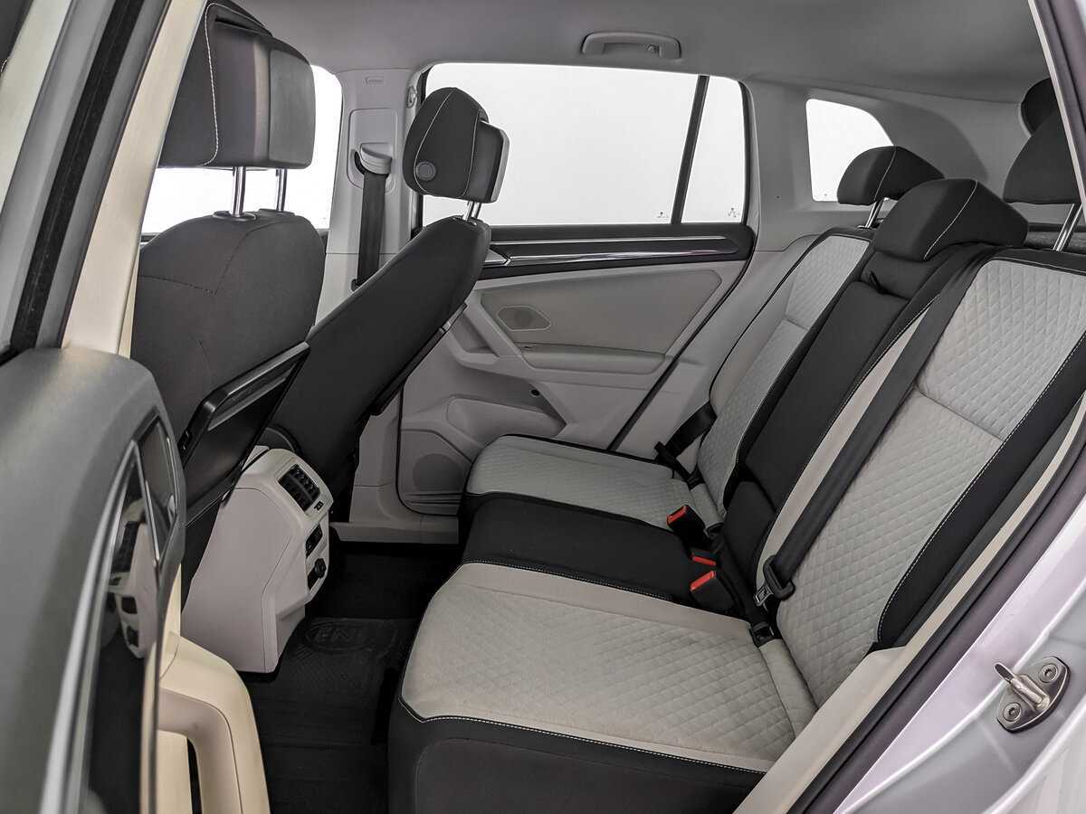 Б/У Фольксваген Тигуан 2017 года. Фото: #11