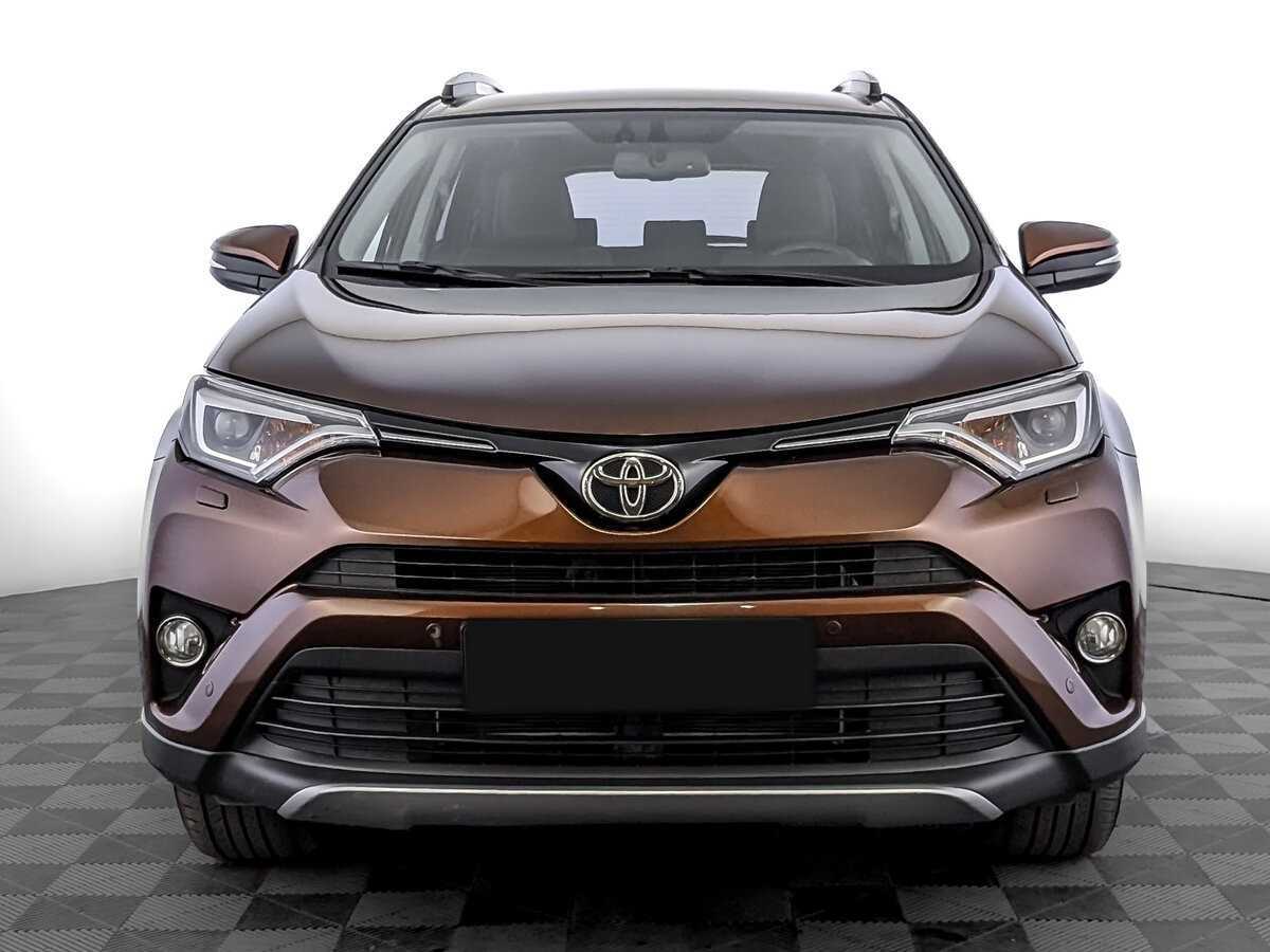 Toyota RAV4 2017 года с пробегом. Фото: #1