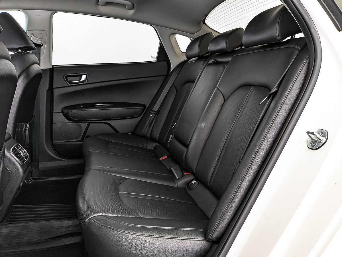 Б/У Киа Оптима 2017 года. Фото: #17