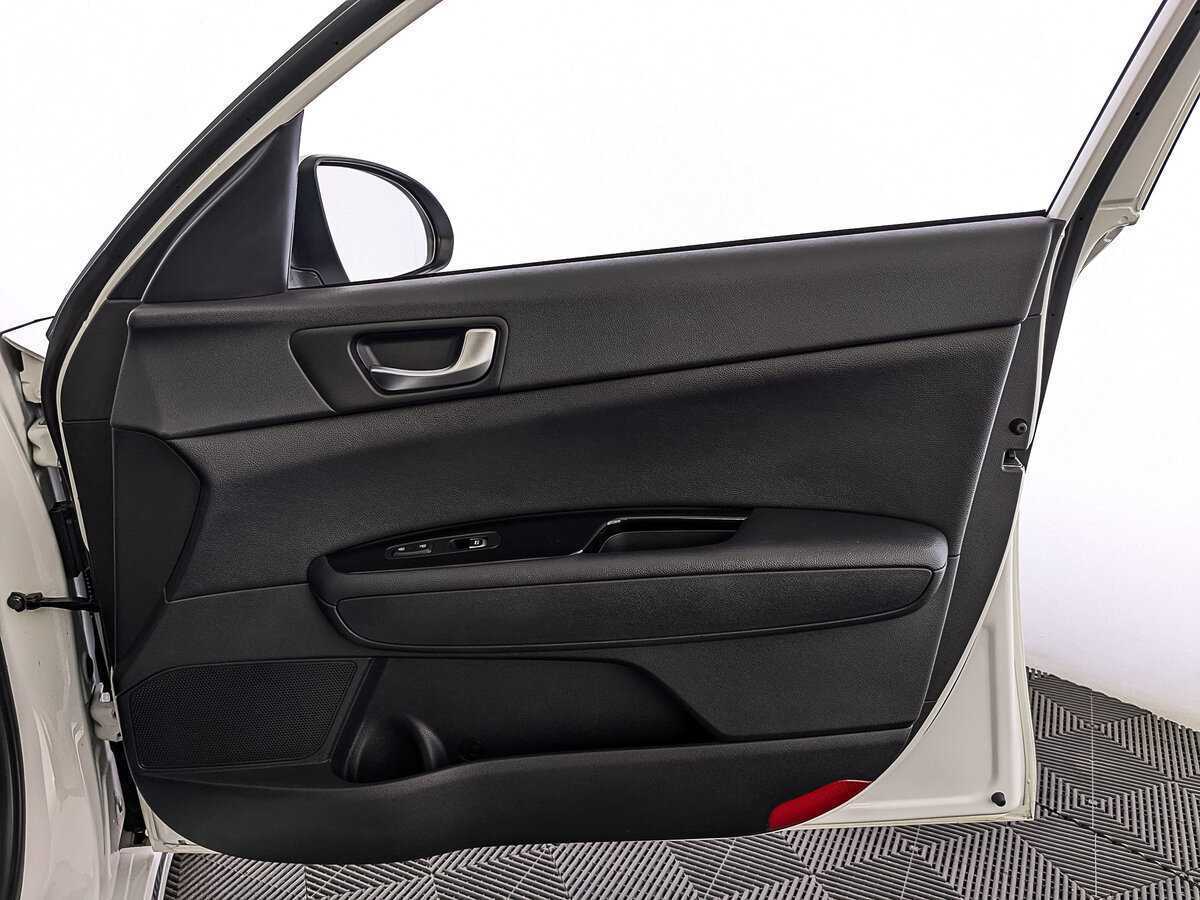 Б/У Киа Оптима 2017 года. Фото: #23